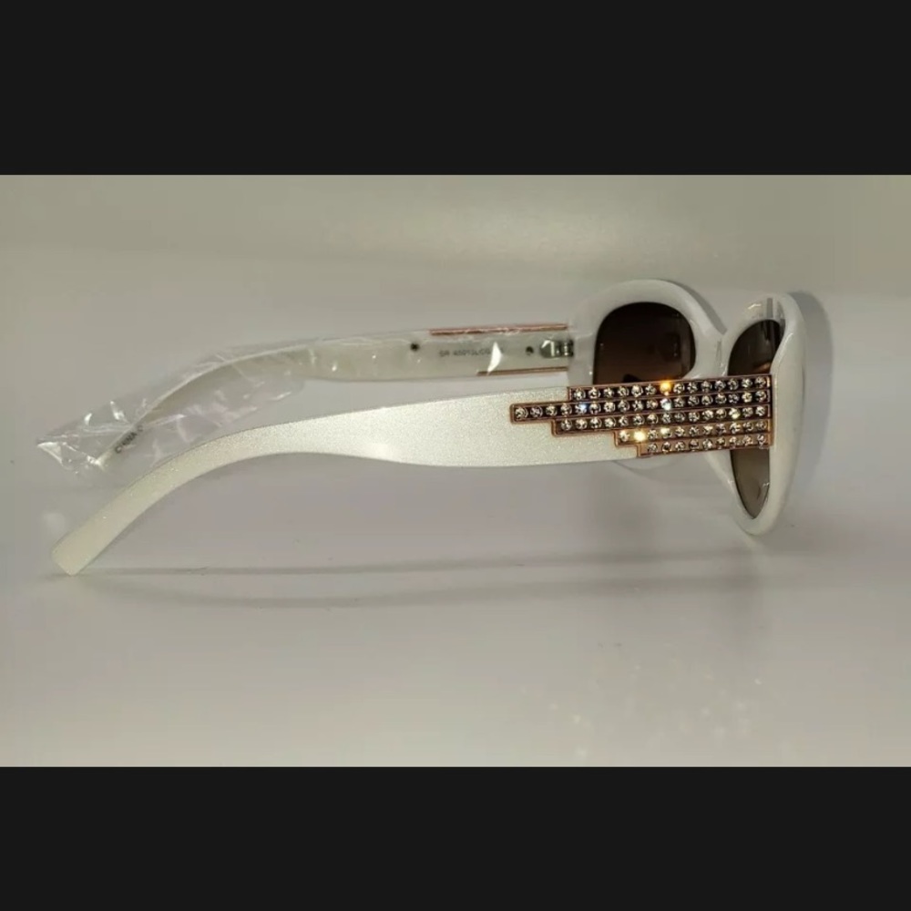 White Rectangular Sunglasses Temple Bling - Picture 5 of 9